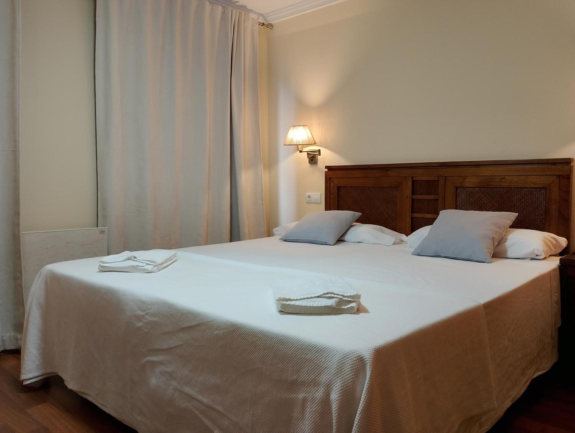 Cabalo Furado Tui Hotel Bagian luar foto