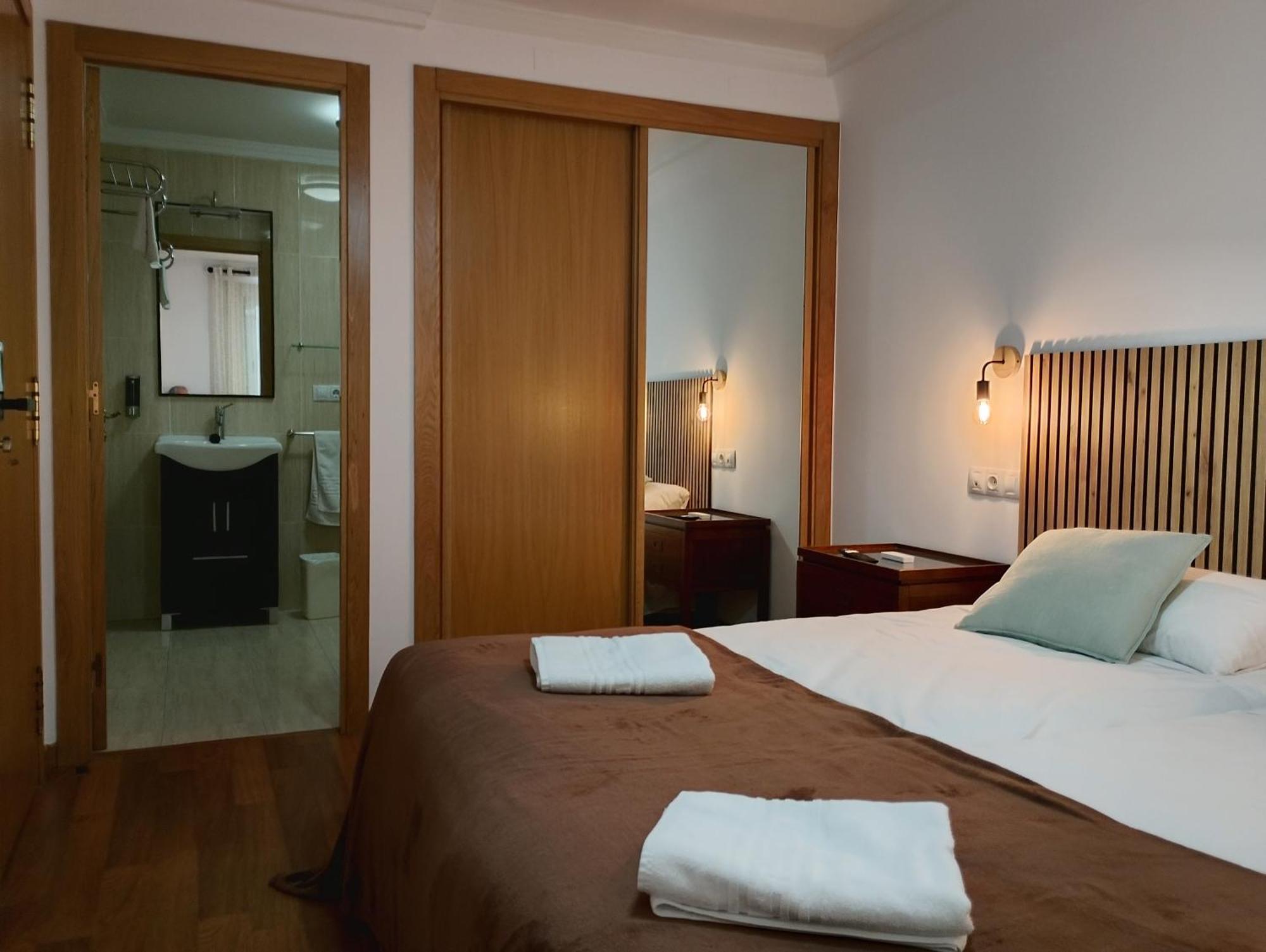 Cabalo Furado Tui Hotel Bagian luar foto